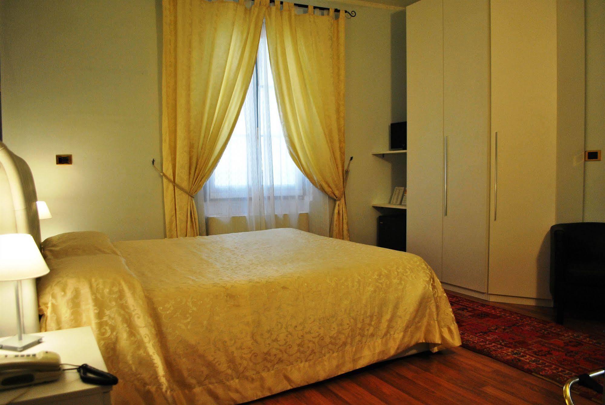 Hotel Il Loggiato Dei Serviti Como Exteriér fotografie